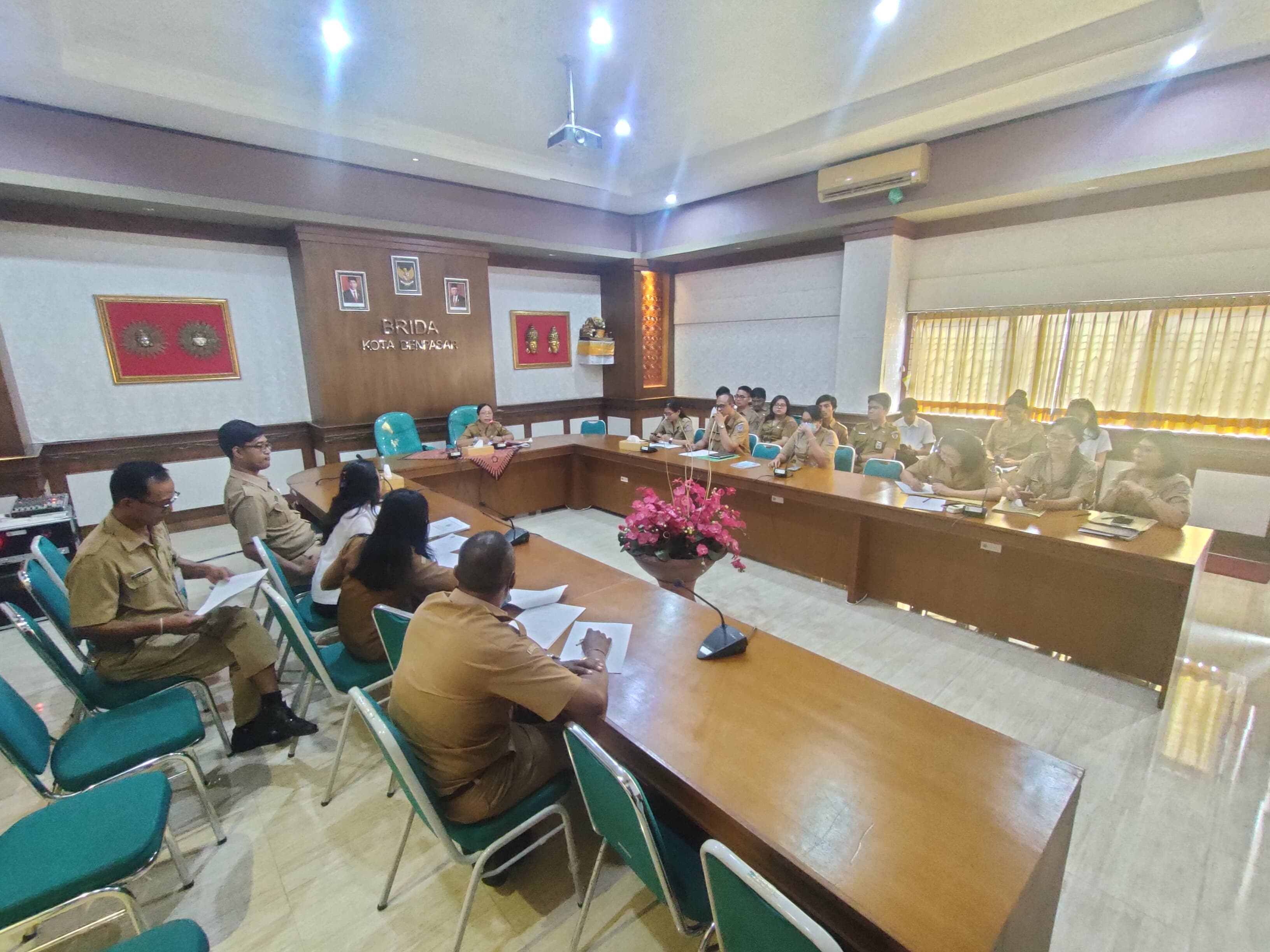 Rapat Pembahasan Tindaklanjut Hasil Musrenbang RKPD BRIDA Kota Denpasar Tahun 2025