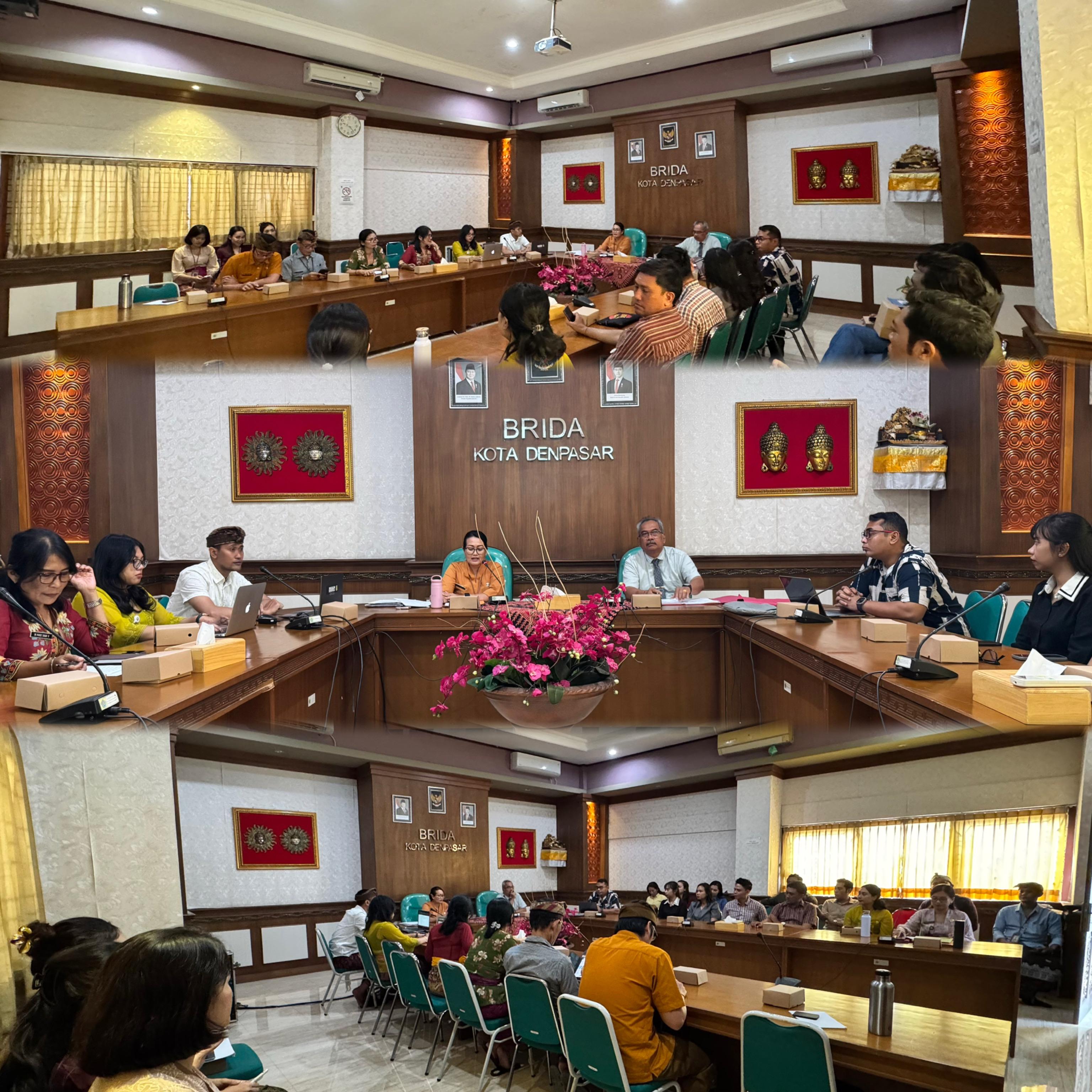 Rapat Pembahasan Hasil Survei Lapangan Dan Pengumpulan Data/Informasi Kajian Pemetaan Daerah Rawan Gangguan Ketentraman Dan Ketertiban Umum Kota Denpasar Tahun 2025