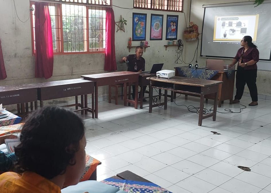 Monitoring dan Evaluasi Inovasi Daerah di SD Negeri 13 Kesiman