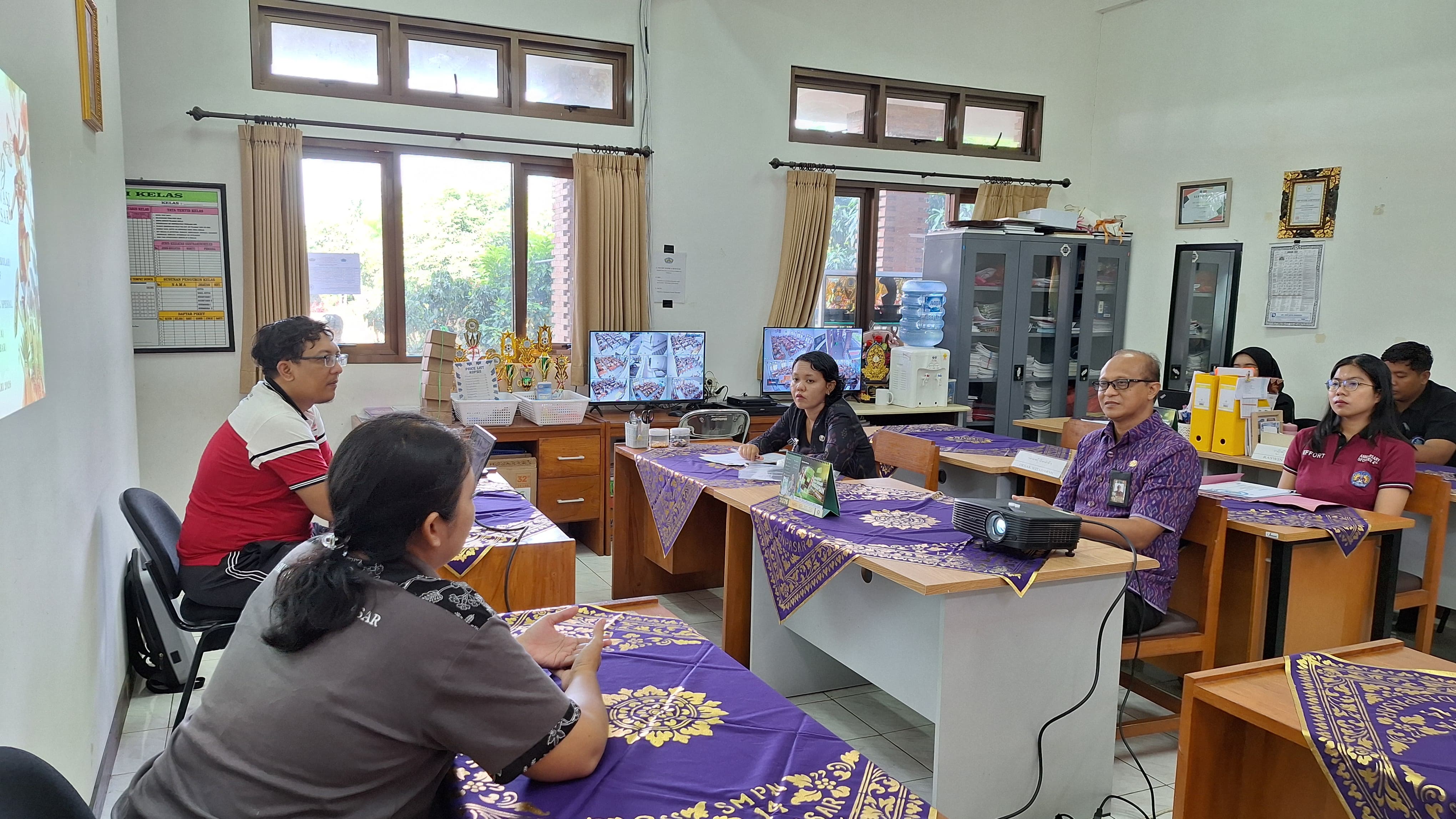 Monitoring dan Evaluasi Inovasi Daerah di SMP Negeri 14 Denpasar