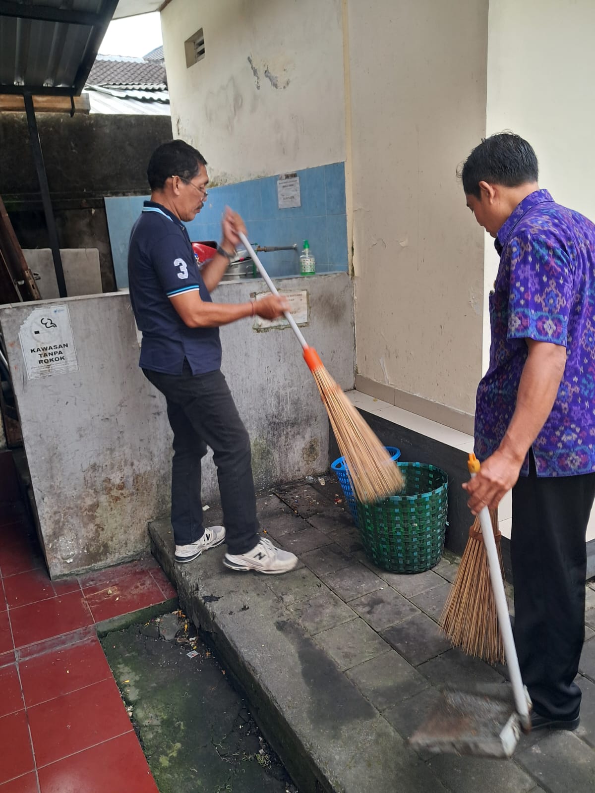 Gambar 2