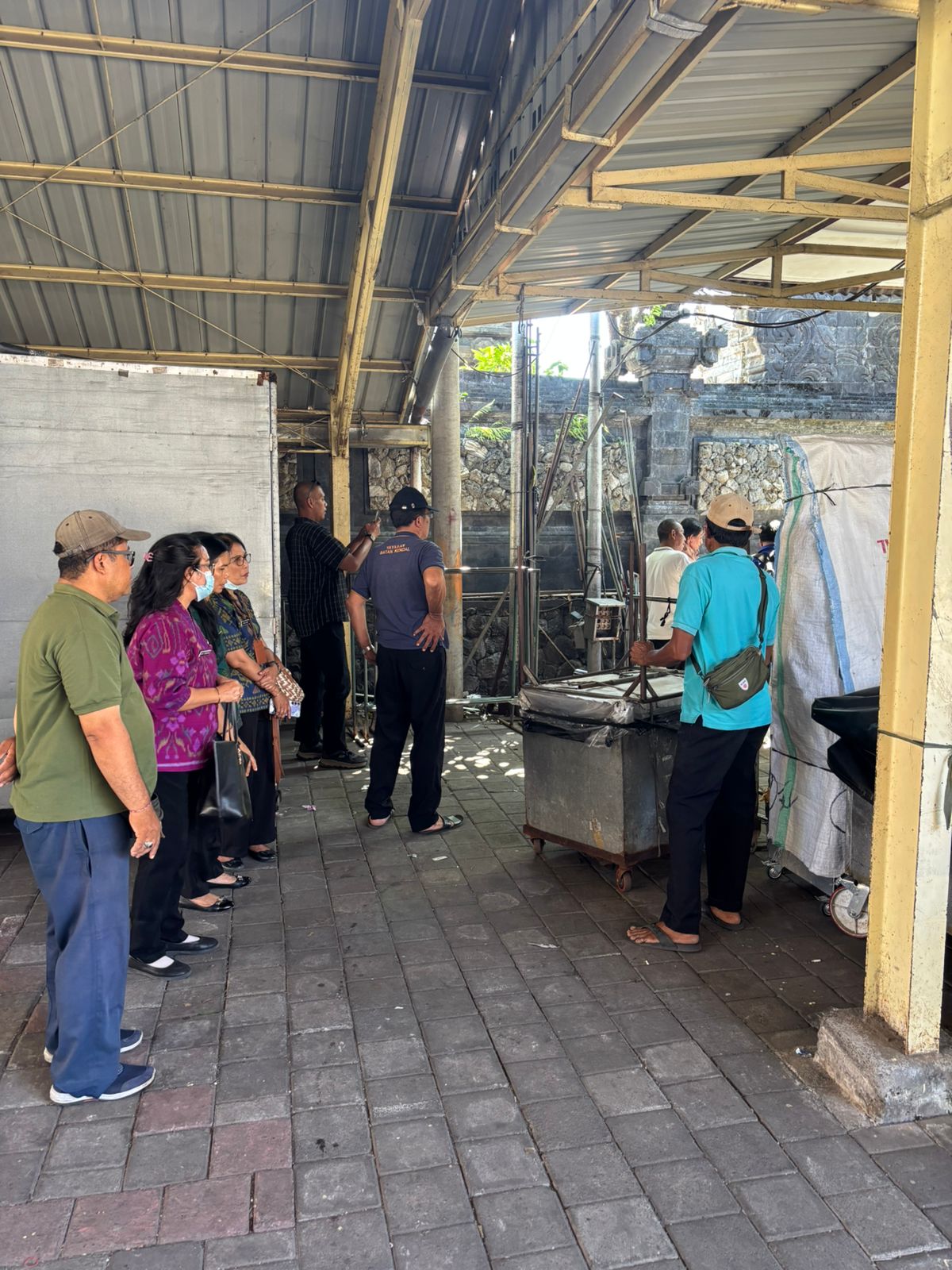 BRIDA Kota Denpasar Laksanakan Survei Pengelolaan Sampah di Pasar Batan Kendal